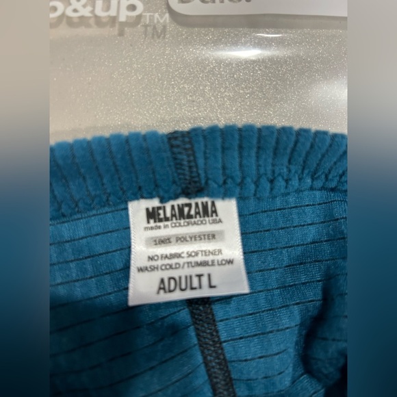 Melanzana Micro Grid Beanie Hat Adult Large Marine Blue NWT Microgrid main image 4
